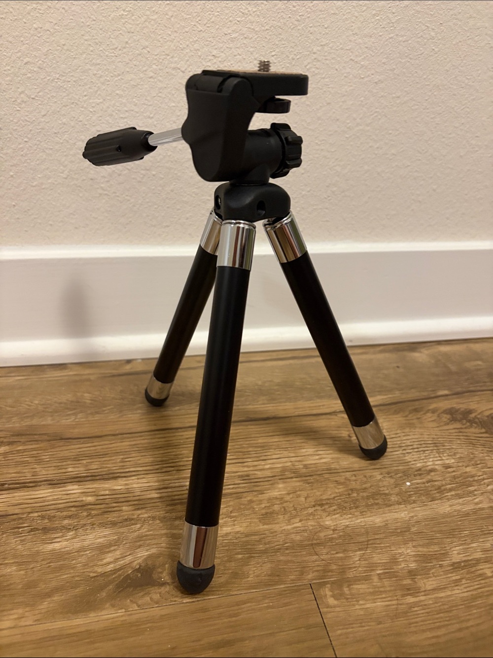 Compact Black Mini Tripod for Cameras